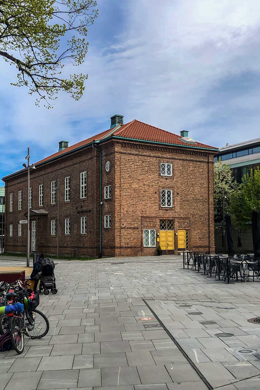 https://mdw-travel-data-us-east-1.s3.amazonaws.com/img/country/Norway/Moss-Kunstforening/img_01.jpg