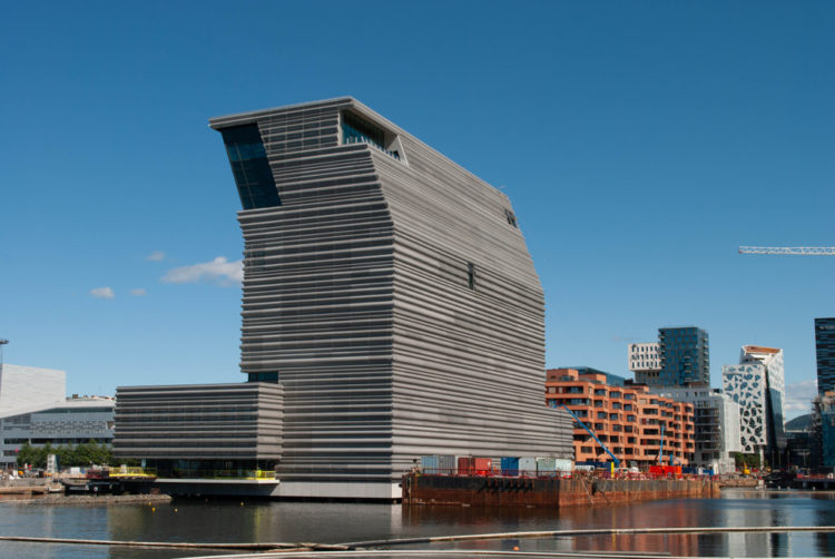 https://mdw-travel-data-us-east-1.s3.amazonaws.com/img/country/Norway/Munch-Museum/img_03.jpg