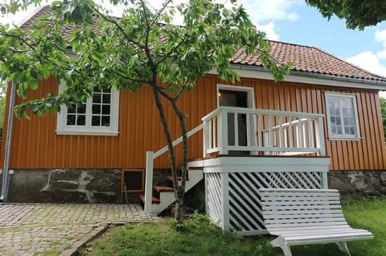 https://mdw-travel-data-us-east-1.s3.amazonaws.com/img/country/Norway/Munchs-House/img_00.jpg