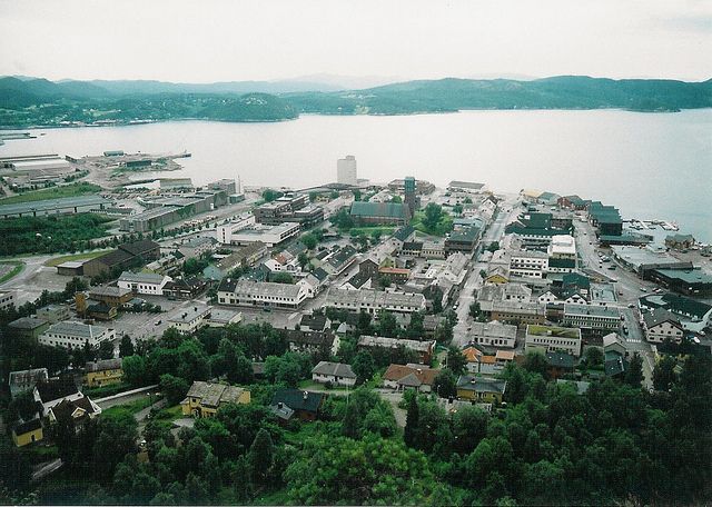 https://mdw-travel-data-us-east-1.s3.amazonaws.com/img/country/Norway/Namsos-Havnegata/img_02.jpg