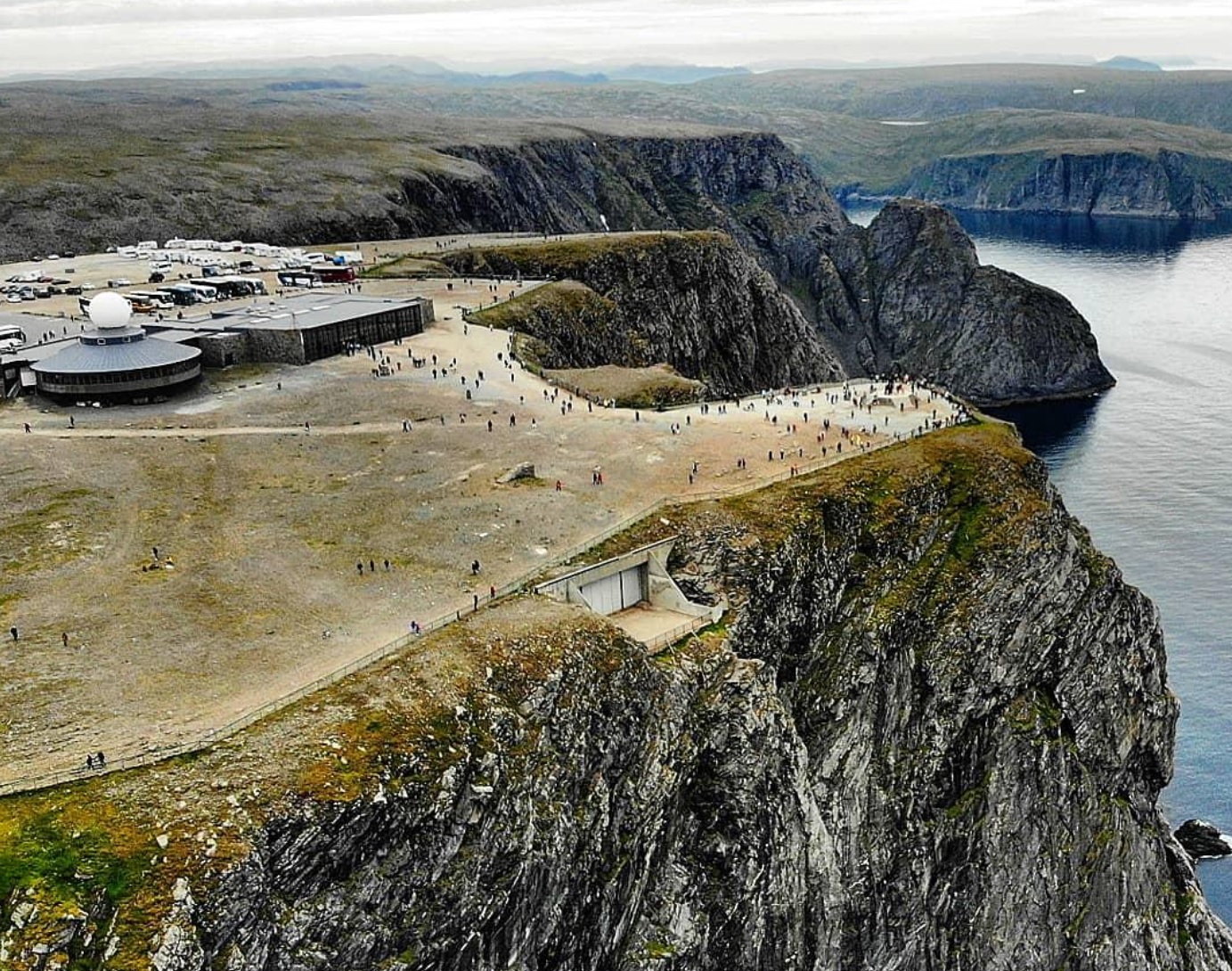 https://mdw-travel-data-us-east-1.s3.amazonaws.com/img/country/Norway/North-Cape/img_01.jpg