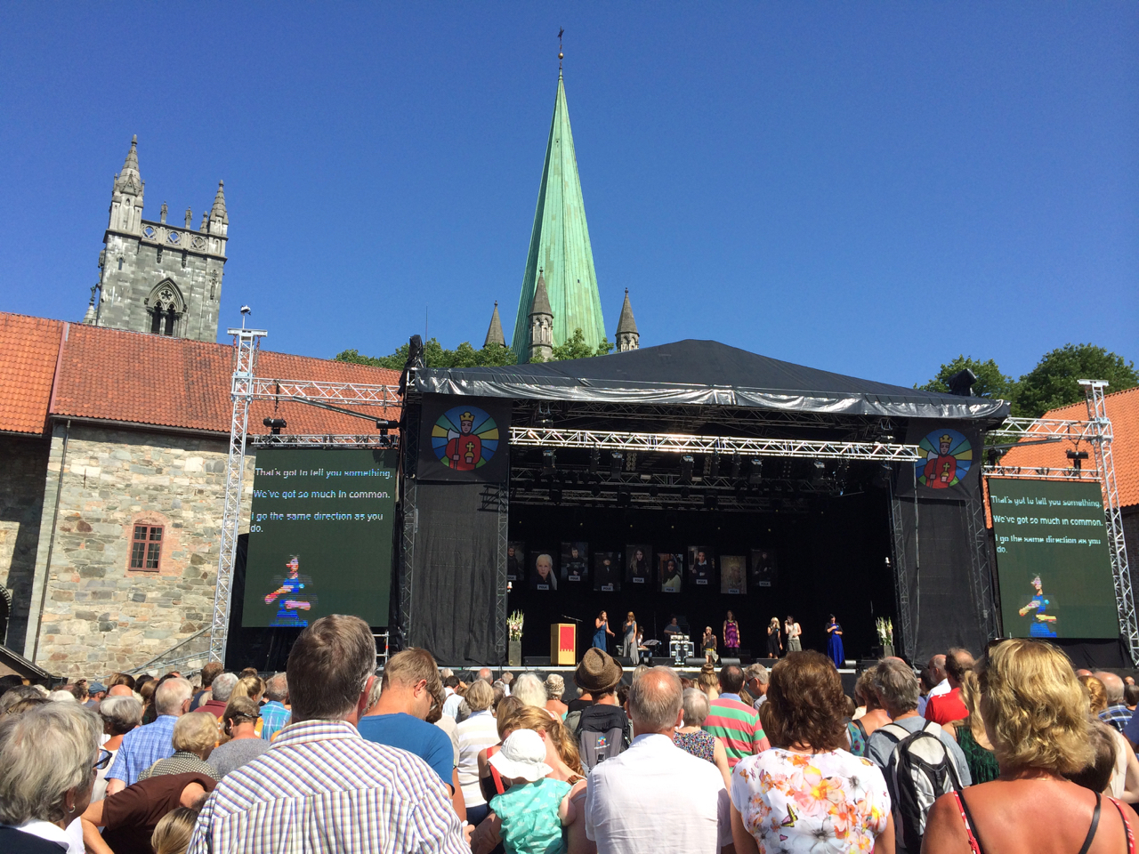 https://mdw-travel-data-us-east-1.s3.amazonaws.com/img/country/Norway/Olavsfestdagene/img_02.jpg