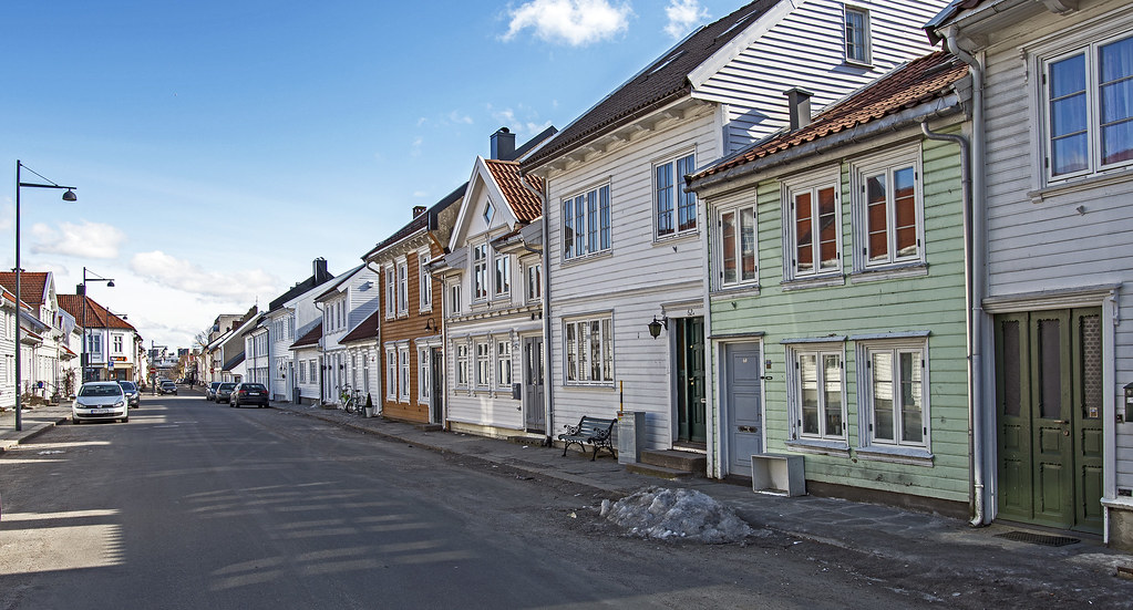 https://mdw-travel-data-us-east-1.s3.amazonaws.com/img/country/Norway/Posebyen-Old-Town/img_03.jpg