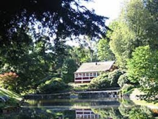 https://mdw-travel-data-us-east-1.s3.amazonaws.com/img/country/Norway/Ravnedalen-Naturpark/img_03.jpg