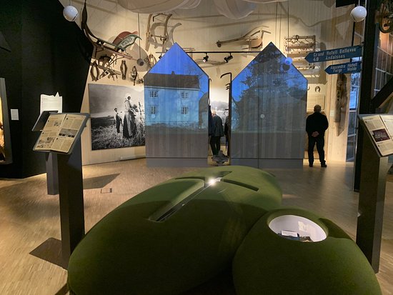 https://mdw-travel-data-us-east-1.s3.amazonaws.com/img/country/Norway/Romsdal-Museum/img_02.jpg