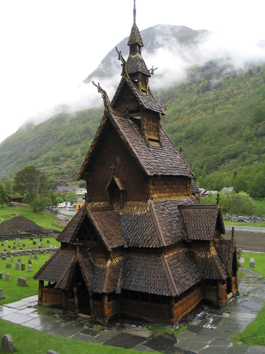 https://mdw-travel-data-us-east-1.s3.amazonaws.com/img/country/Norway/SaAirus-Allaskuvla---House-of-the-Northern-People/img_03.jpg
