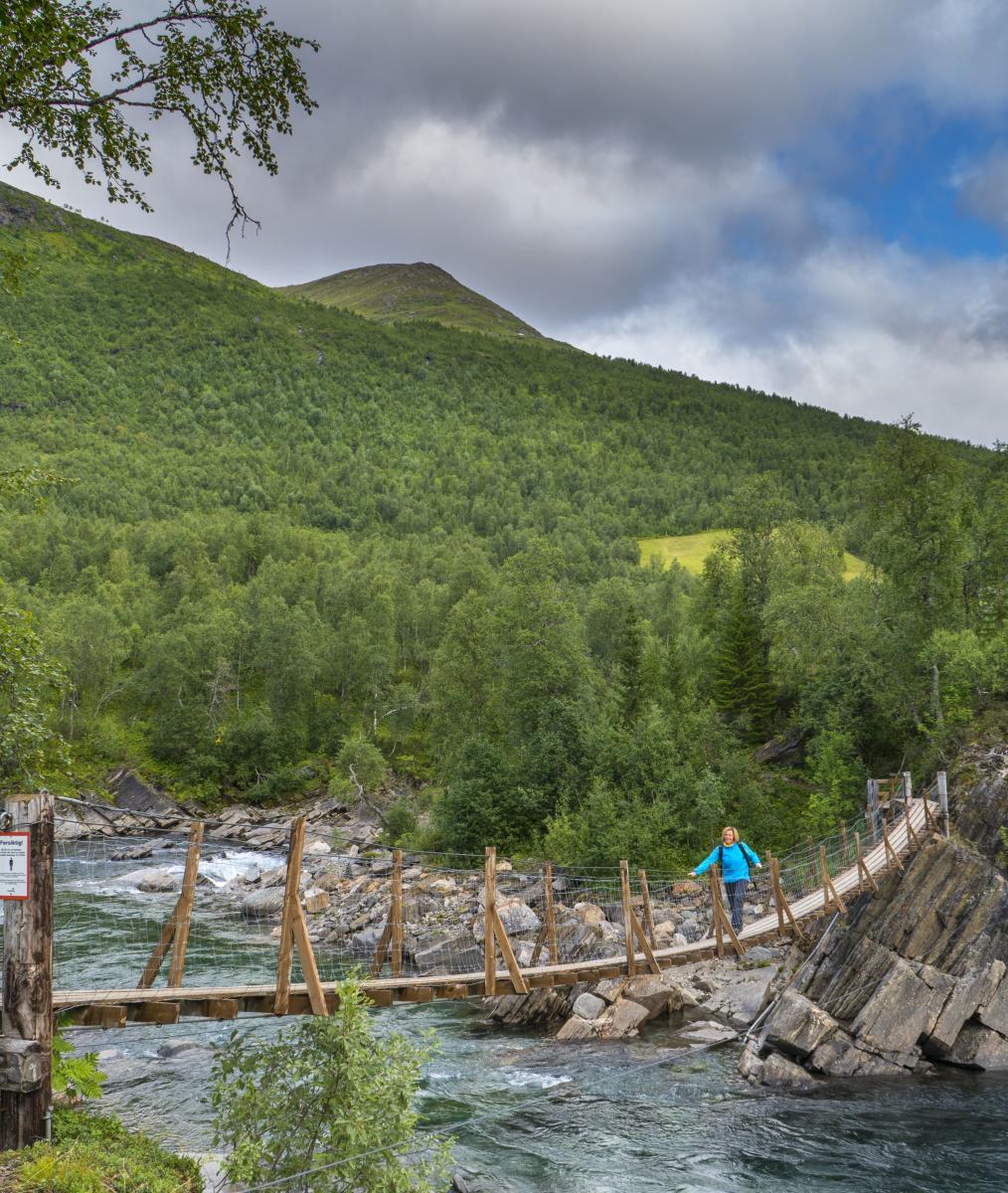 https://mdw-travel-data-us-east-1.s3.amazonaws.com/img/country/Norway/Saltfjellet-Svartisen-National-Park/img_03.jpg