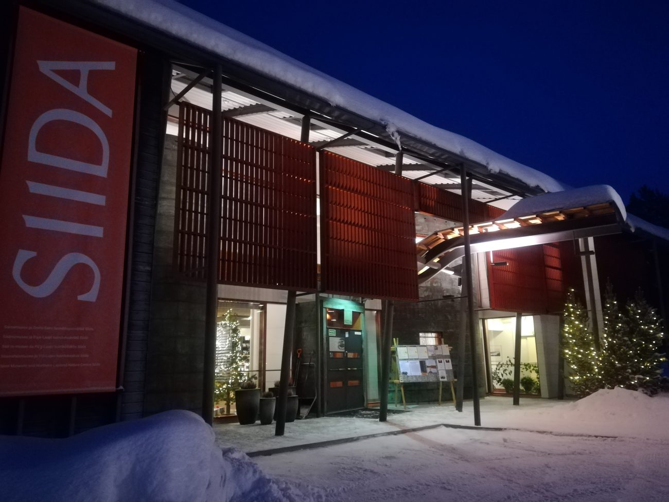 https://mdw-travel-data-us-east-1.s3.amazonaws.com/img/country/Norway/Sami-Siida-Museum/img_02.jpg