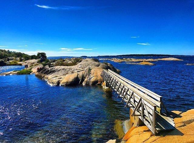 https://mdw-travel-data-us-east-1.s3.amazonaws.com/img/country/Norway/Sarpsborg-kirke/img_03.jpg