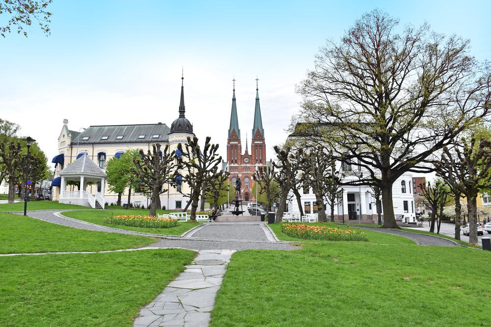 https://mdw-travel-data-us-east-1.s3.amazonaws.com/img/country/Norway/Skien-Church/img_00.jpg
