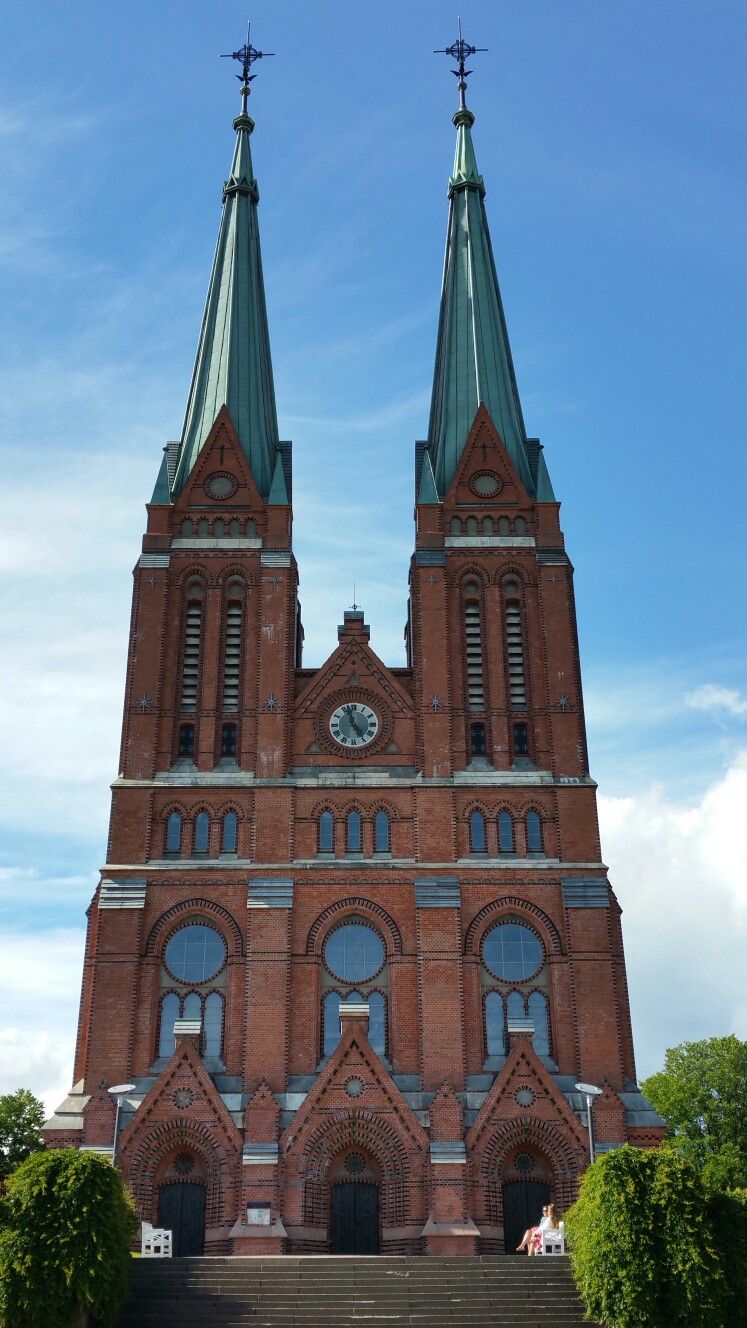 https://mdw-travel-data-us-east-1.s3.amazonaws.com/img/country/Norway/Skien-Church/img_01.jpg
