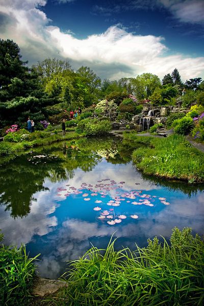 https://mdw-travel-data-us-east-1.s3.amazonaws.com/img/country/Norway/Stavanger-Botanical-Garden/img_01.jpg