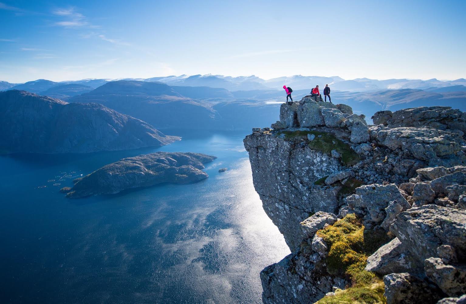 https://mdw-travel-data-us-east-1.s3.amazonaws.com/img/country/Norway/Stavanger-Hiking-Association/img_01.jpg