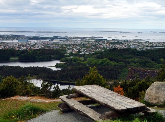 https://mdw-travel-data-us-east-1.s3.amazonaws.com/img/country/Norway/Steinsfjellet/img_00.jpg