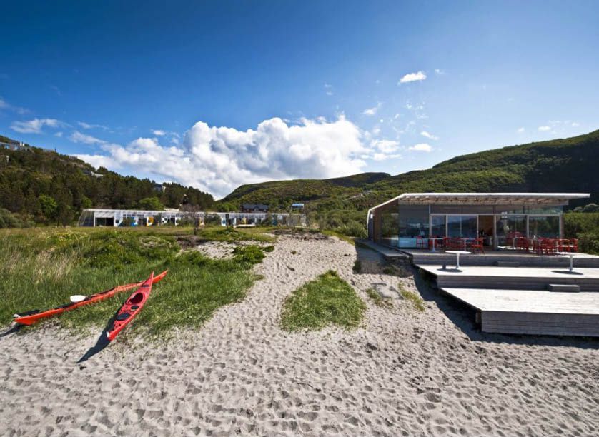 https://mdw-travel-data-us-east-1.s3.amazonaws.com/img/country/Norway/Stokkoya-Beach/img_02.jpg