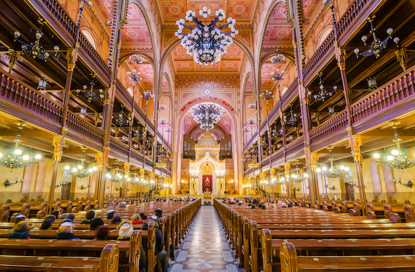https://mdw-travel-data-us-east-1.s3.amazonaws.com/img/country/Norway/Synagogue/img_03.jpg