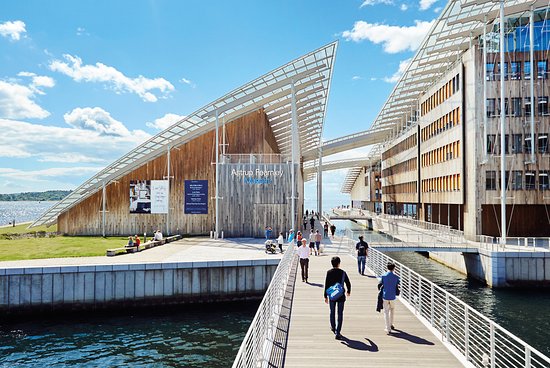 https://mdw-travel-data-us-east-1.s3.amazonaws.com/img/country/Norway/The-Astrup-Fearnley-Museum/img_00.jpg