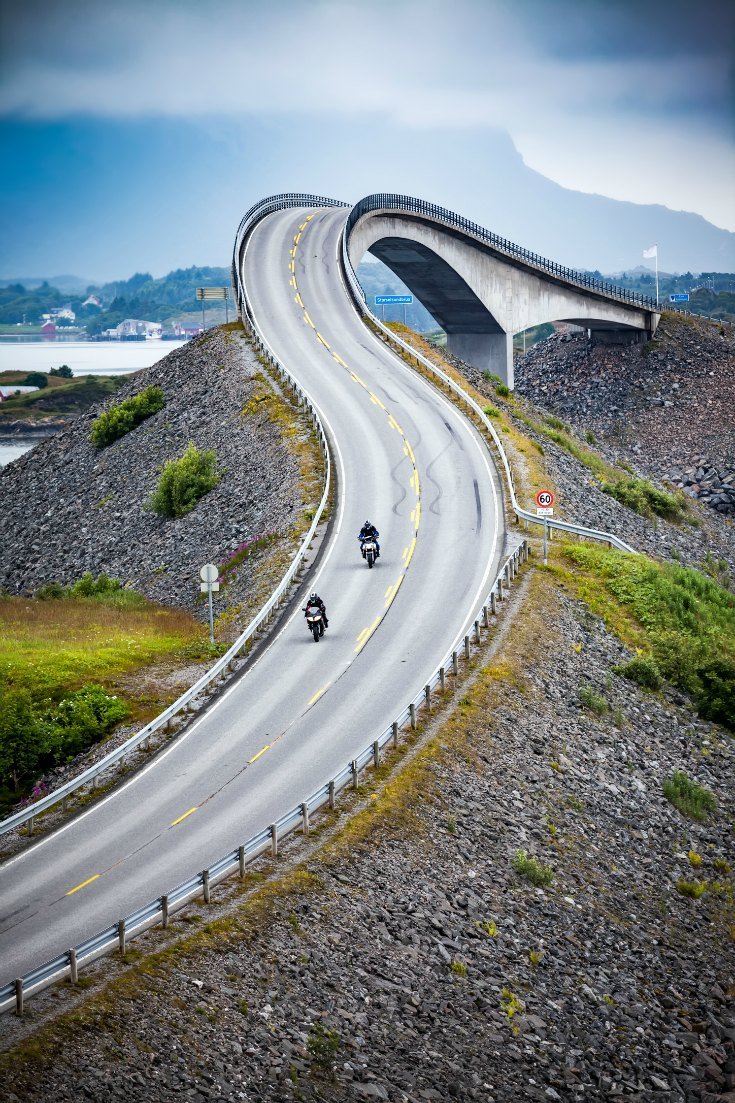 https://mdw-travel-data-us-east-1.s3.amazonaws.com/img/country/Norway/The-Atlantic-Road/img_03.jpg