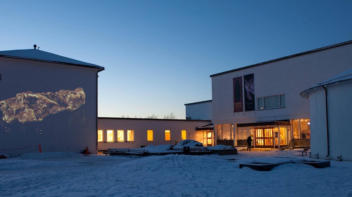 https://mdw-travel-data-us-east-1.s3.amazonaws.com/img/country/Norway/Tromso-University-Museum/img_00.jpg