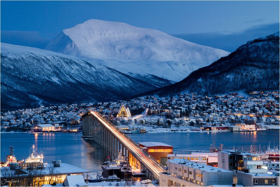 https://mdw-travel-data-us-east-1.s3.amazonaws.com/img/country/Norway/Tromso-Wilderness-Centre/img_01.jpg