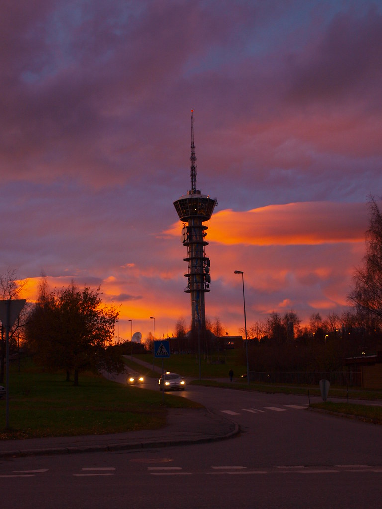 https://mdw-travel-data-us-east-1.s3.amazonaws.com/img/country/Norway/Tyholt-Tower/img_02.jpg