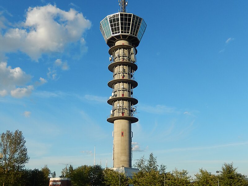 https://mdw-travel-data-us-east-1.s3.amazonaws.com/img/country/Norway/Tyholt-Tower/img_03.jpg