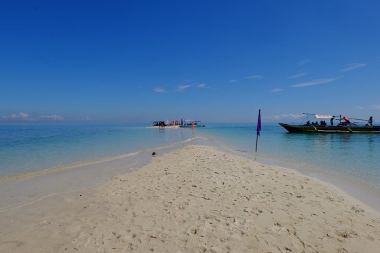https://mdw-travel-data-us-east-1.s3.amazonaws.com/img/country/Philippines/Agutayan-White-Island/img_02.jpg