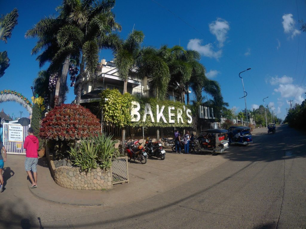https://mdw-travel-data-us-east-1.s3.amazonaws.com/img/country/Philippines/Bakers-Hill/img_00.jpg