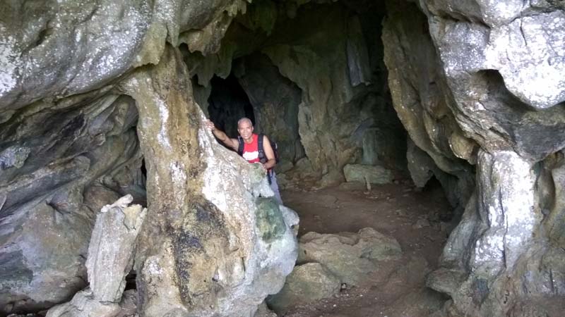 https://mdw-travel-data-us-east-1.s3.amazonaws.com/img/country/Philippines/Bakwitan-Cave/img_03.jpg