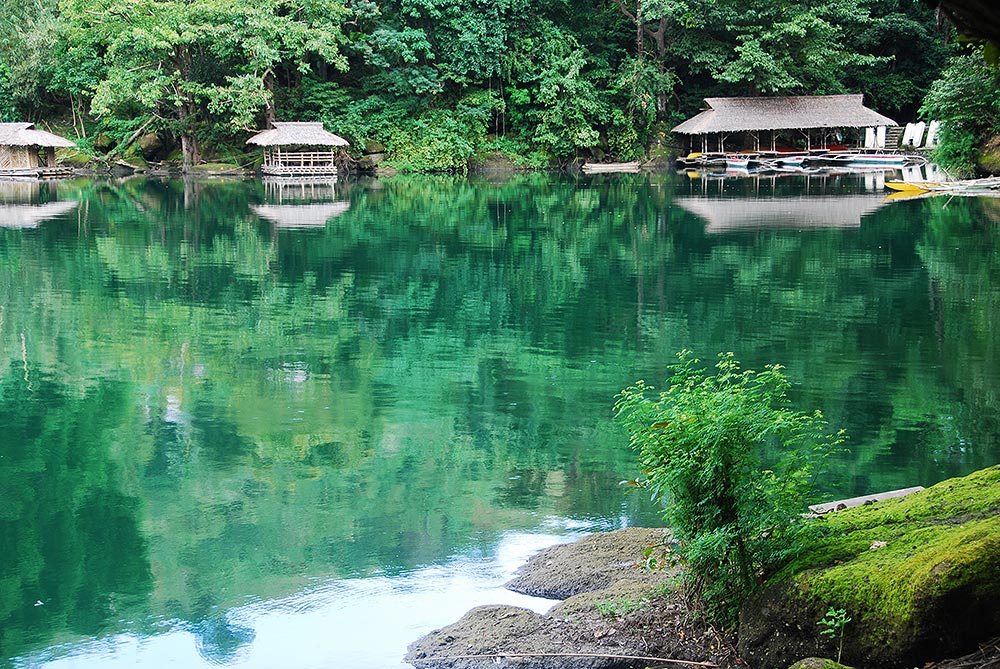 https://mdw-travel-data-us-east-1.s3.amazonaws.com/img/country/Philippines/Balanan-Lake/img_02.jpg