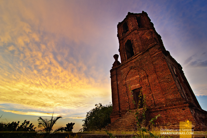 https://mdw-travel-data-us-east-1.s3.amazonaws.com/img/country/Philippines/Bantay-Church-Bell-Tower/img_03.jpg