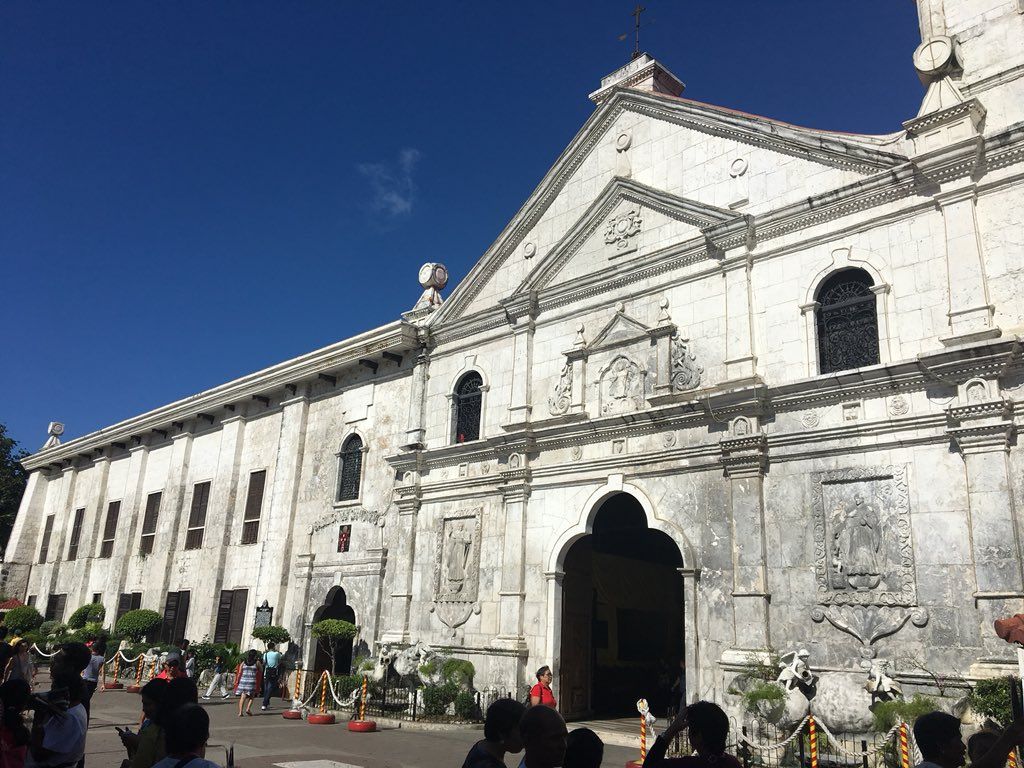 https://mdw-travel-data-us-east-1.s3.amazonaws.com/img/country/Philippines/Basilica-Minore-del-Santo-Nino-de-Cebu/img_03.jpg