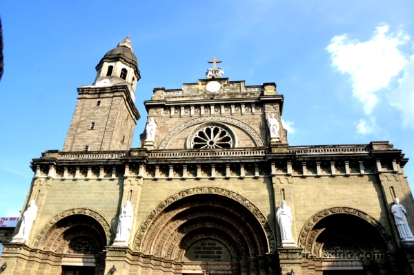 https://mdw-travel-data-us-east-1.s3.amazonaws.com/img/country/Philippines/Basilica-of-the-Immaculate-Conception/img_00.jpg