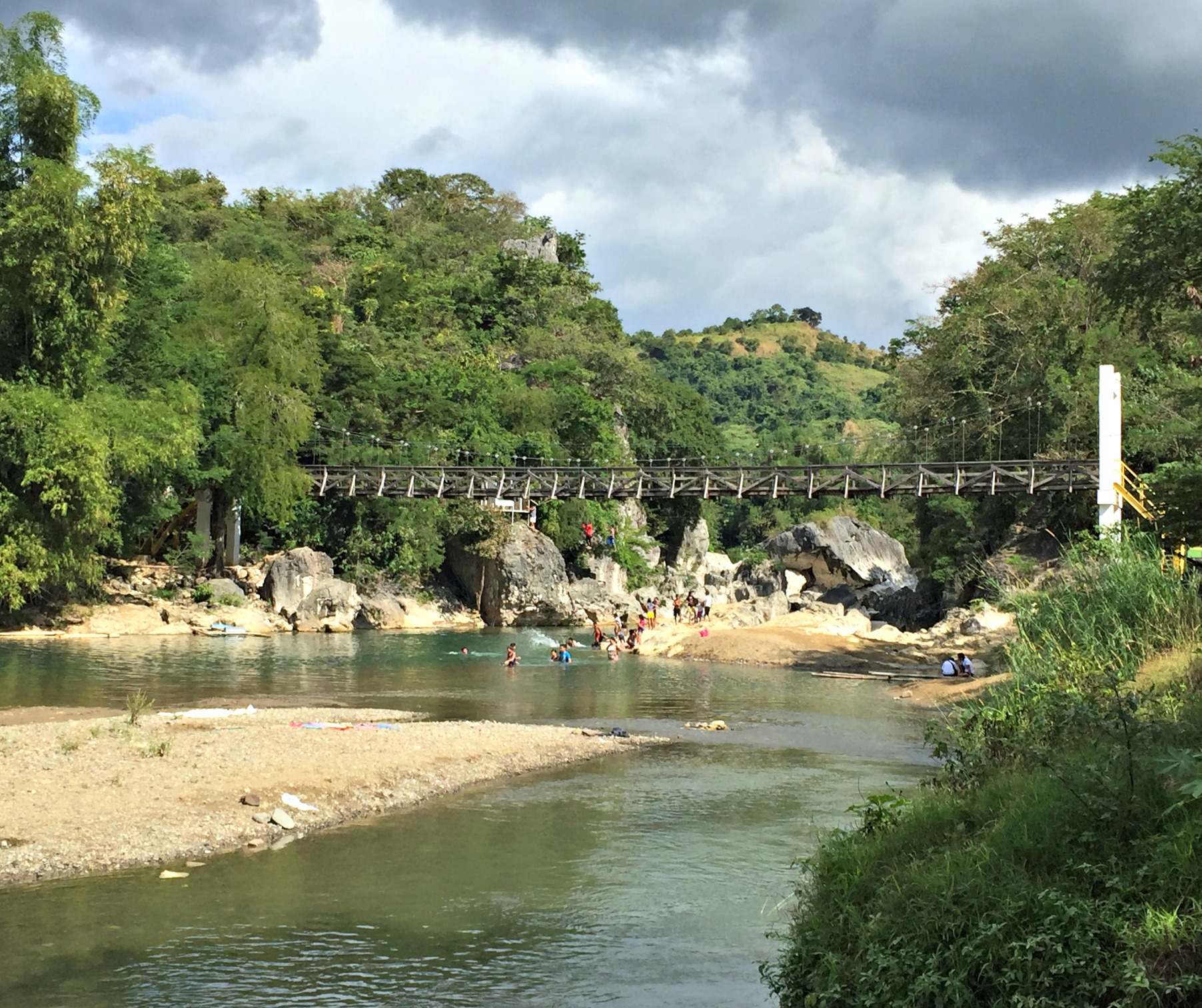 https://mdw-travel-data-us-east-1.s3.amazonaws.com/img/country/Philippines/Biak-na-Bato-National-Park/img_02.jpg