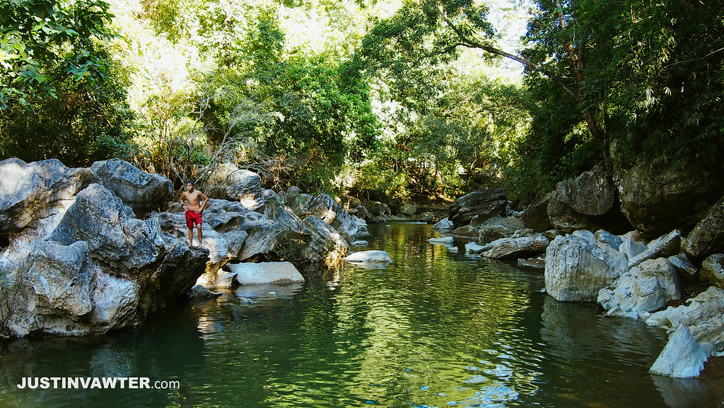 https://mdw-travel-data-us-east-1.s3.amazonaws.com/img/country/Philippines/Biak-na-Bato-National-Park/img_03.jpg