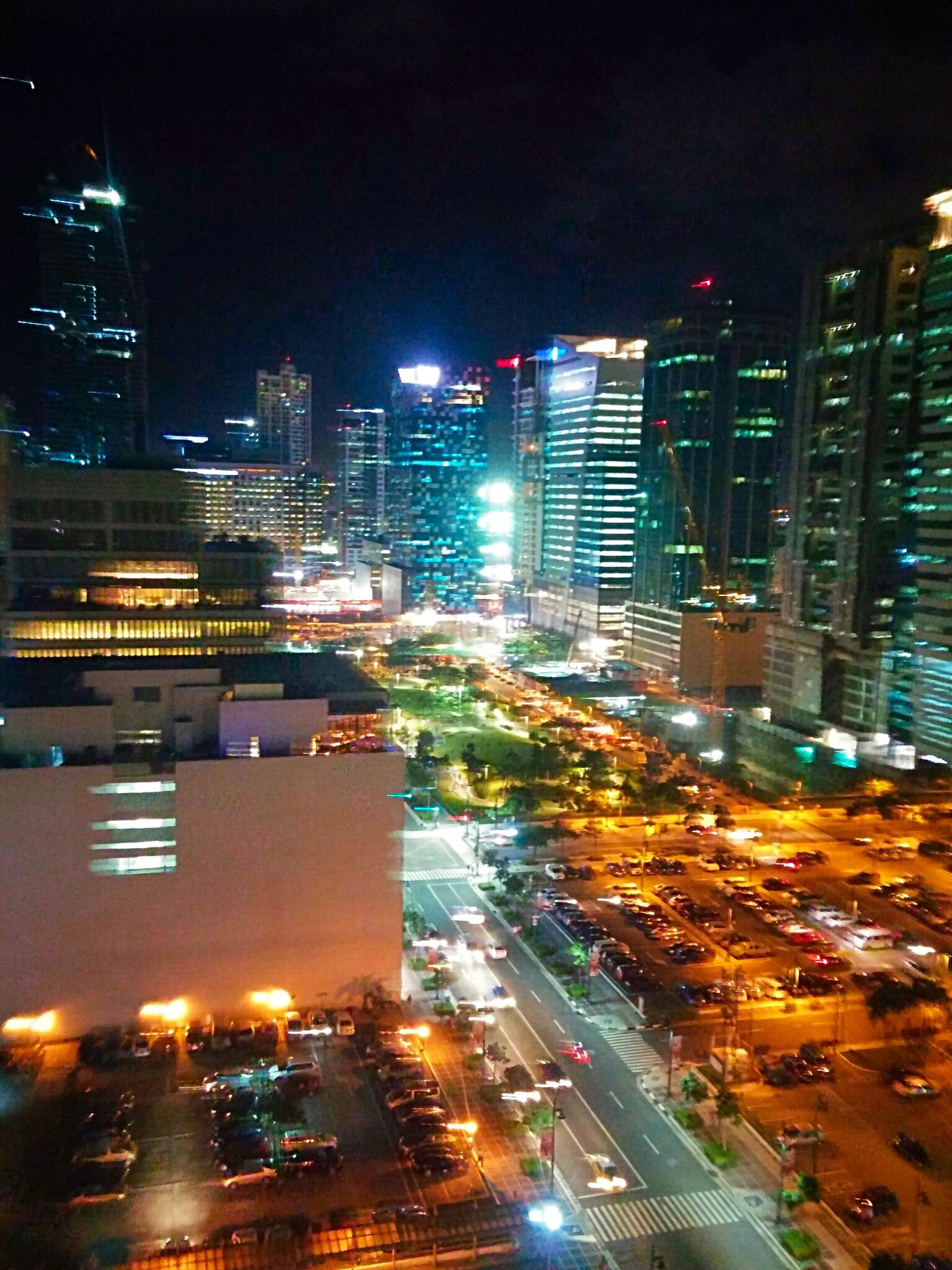 https://mdw-travel-data-us-east-1.s3.amazonaws.com/img/country/Philippines/Bonifacio-Global-City/img_02.jpg