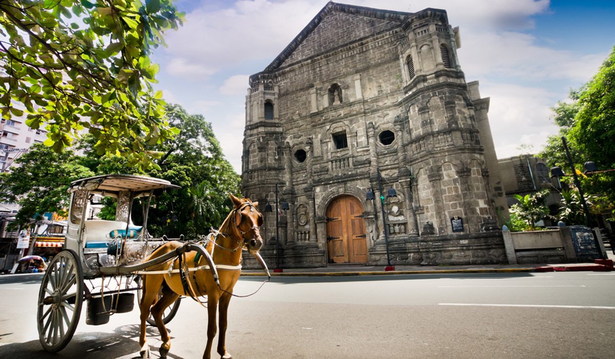 https://mdw-travel-data-us-east-1.s3.amazonaws.com/img/country/Philippines/Boulevard/img_01.jpg