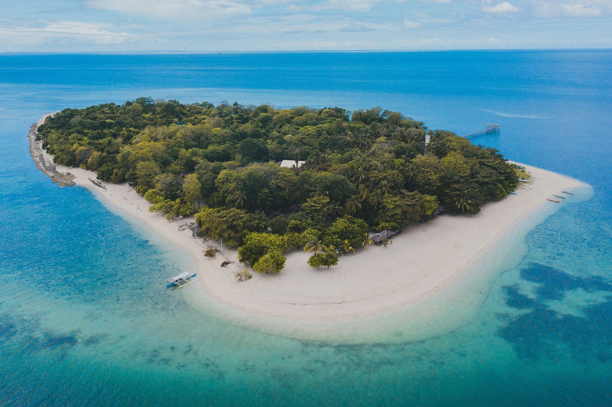 https://mdw-travel-data-us-east-1.s3.amazonaws.com/img/country/Philippines/Canigao-Island/img_03.jpg