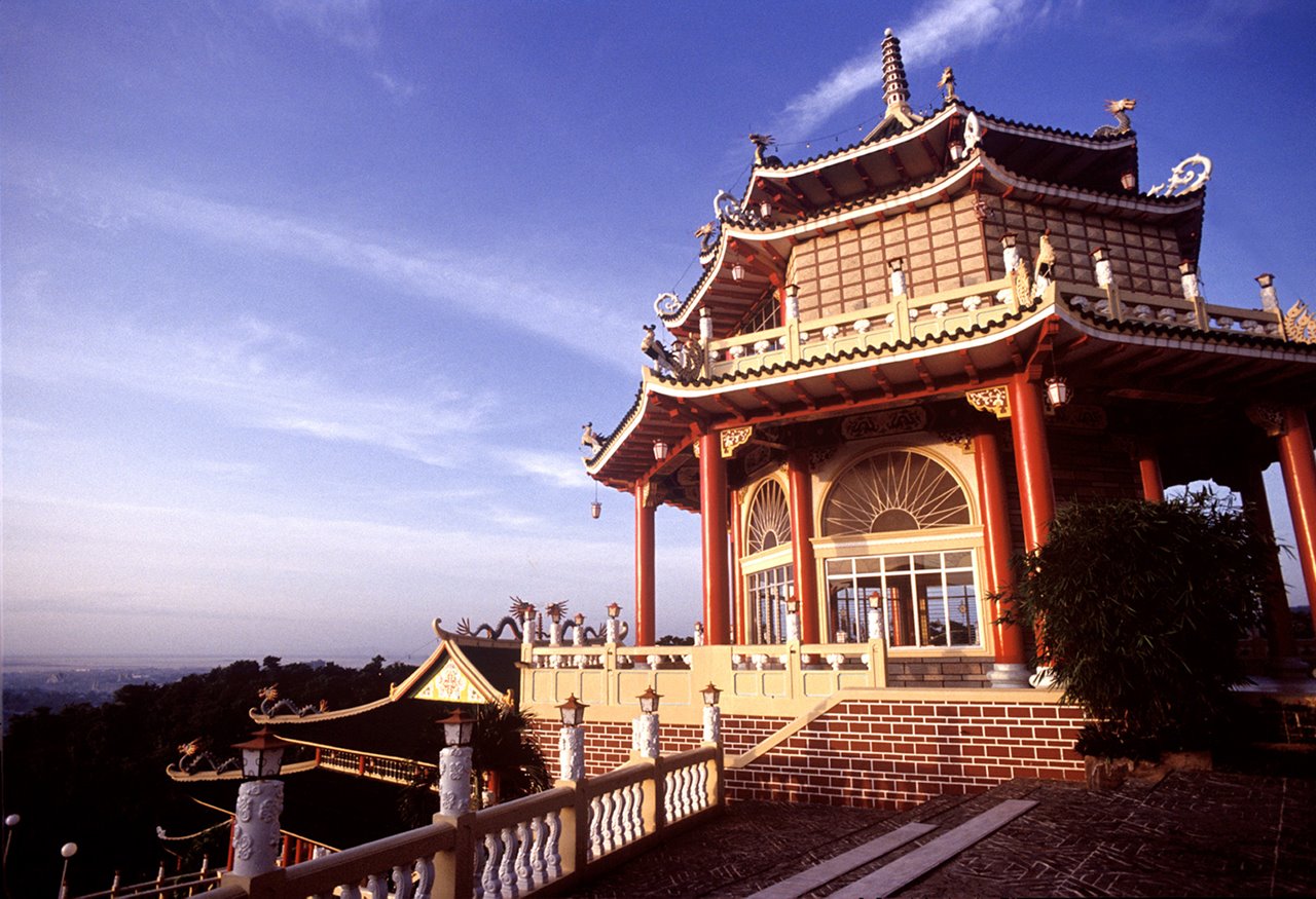 https://mdw-travel-data-us-east-1.s3.amazonaws.com/img/country/Philippines/Cebu-Taoist-Temple/img_02.jpg