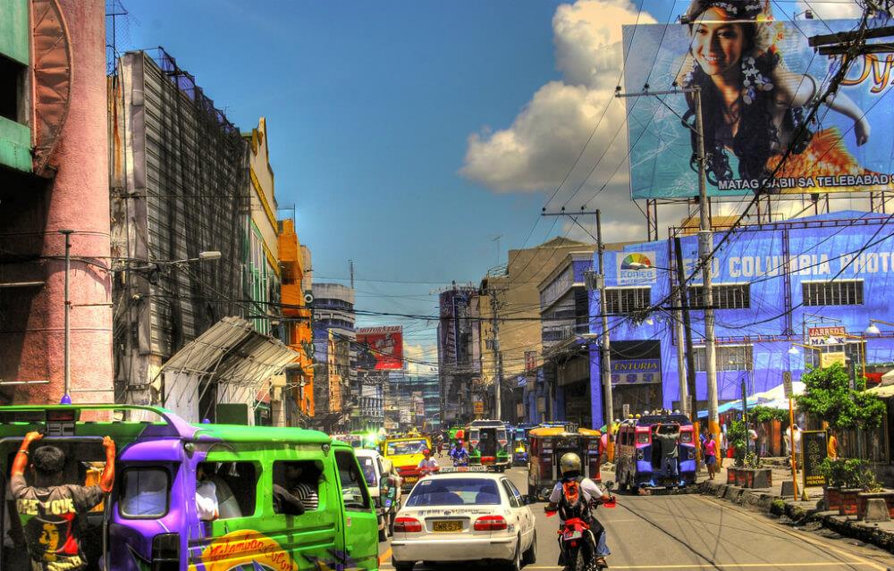 https://mdw-travel-data-us-east-1.s3.amazonaws.com/img/country/Philippines/Colon-Street/img_00.jpg