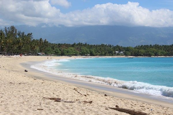 https://mdw-travel-data-us-east-1.s3.amazonaws.com/img/country/Philippines/Dahican-Beach/img_02.jpg