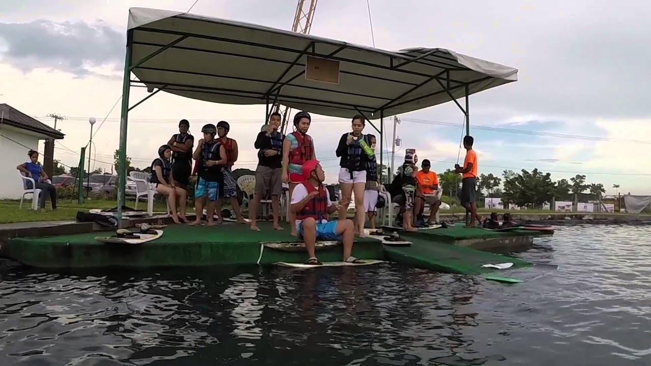 https://mdw-travel-data-us-east-1.s3.amazonaws.com/img/country/Philippines/Deca-Wakeboard-Park/img_02.jpg
