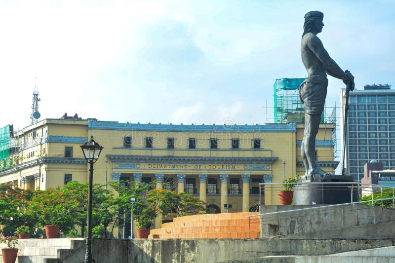 https://mdw-travel-data-us-east-1.s3.amazonaws.com/img/country/Philippines/Department-of-Tourism---Rizal-Park/img_01.jpg