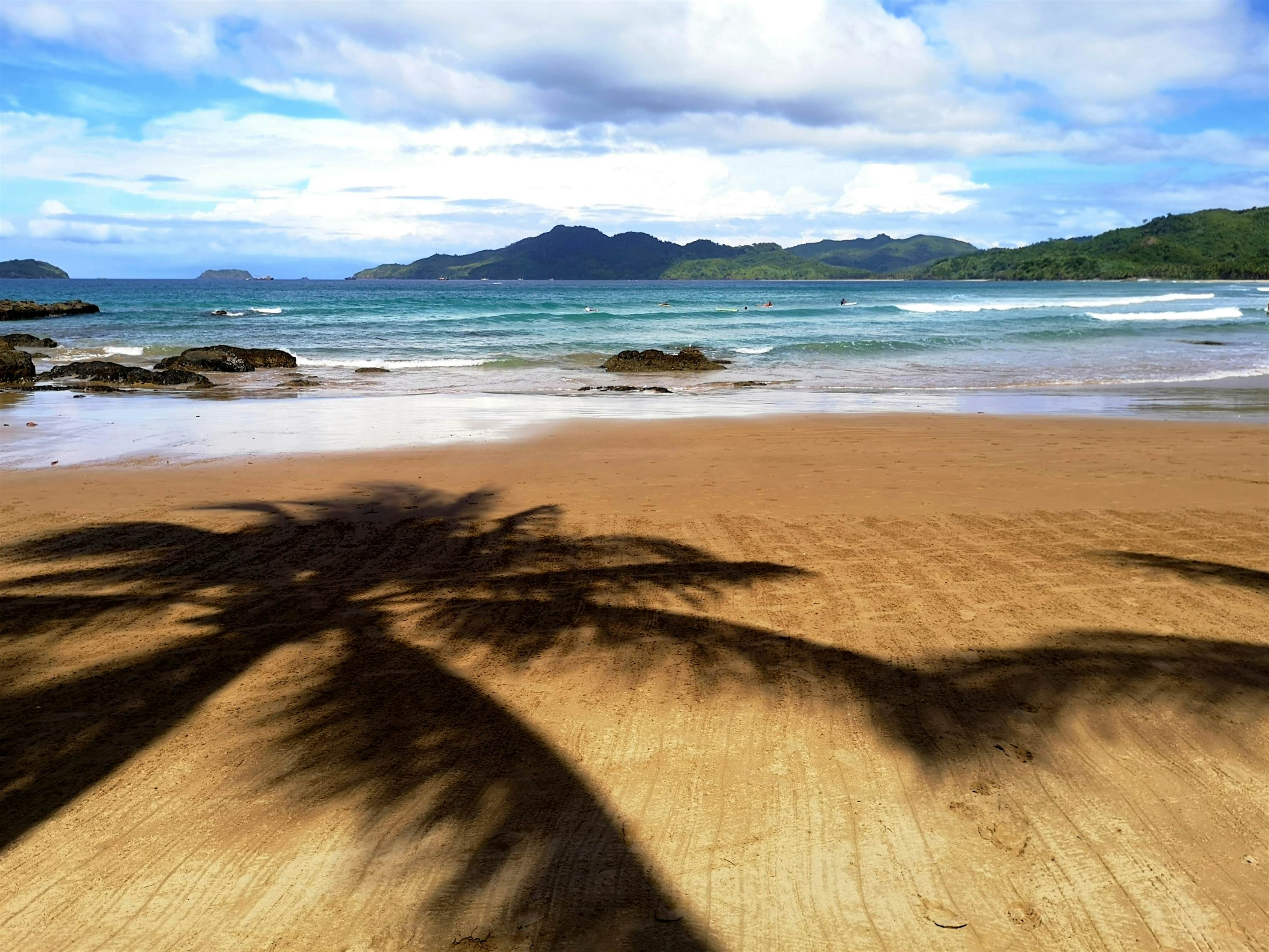 https://mdw-travel-data-us-east-1.s3.amazonaws.com/img/country/Philippines/Duli-Beach/img_00.jpg