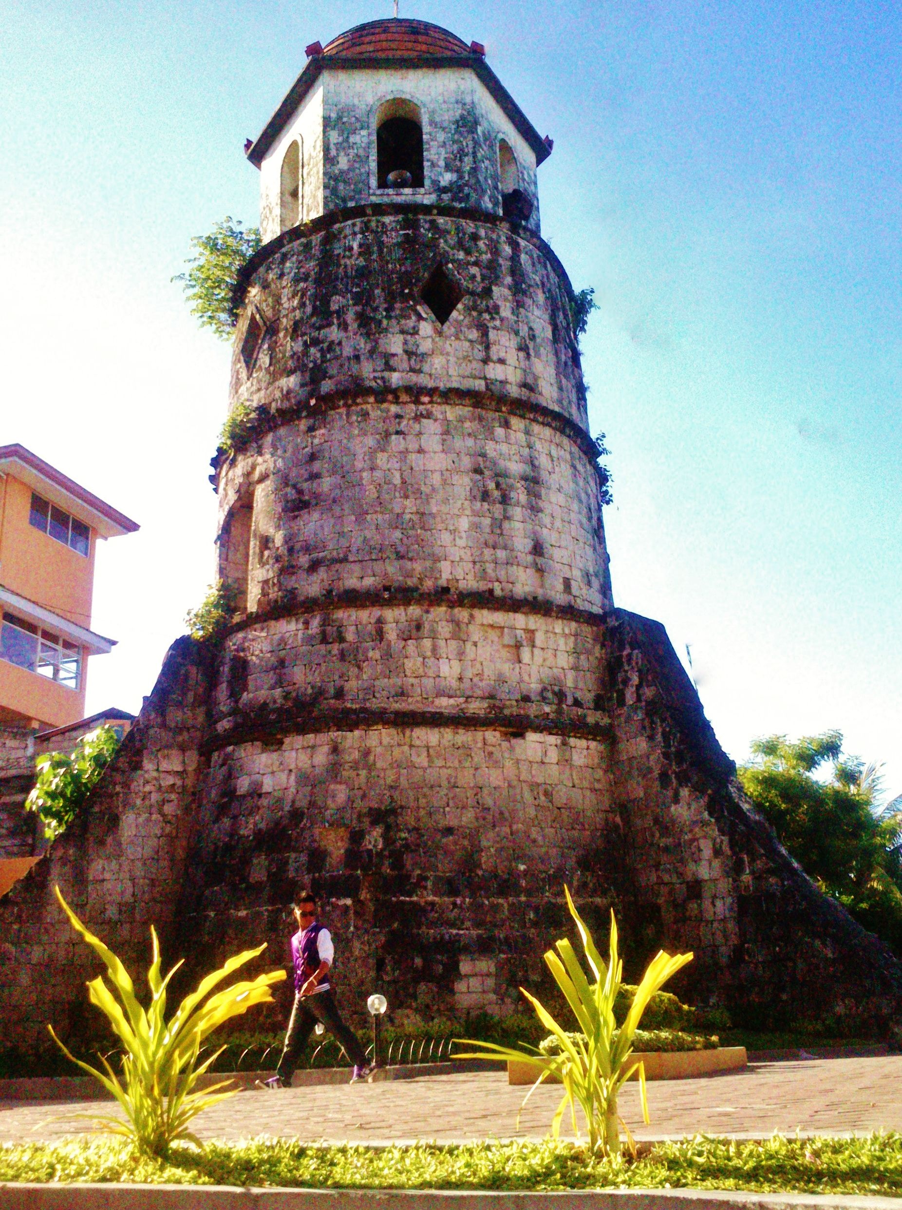 https://mdw-travel-data-us-east-1.s3.amazonaws.com/img/country/Philippines/Dumaguete-Belfry-Tower/img_00.jpg