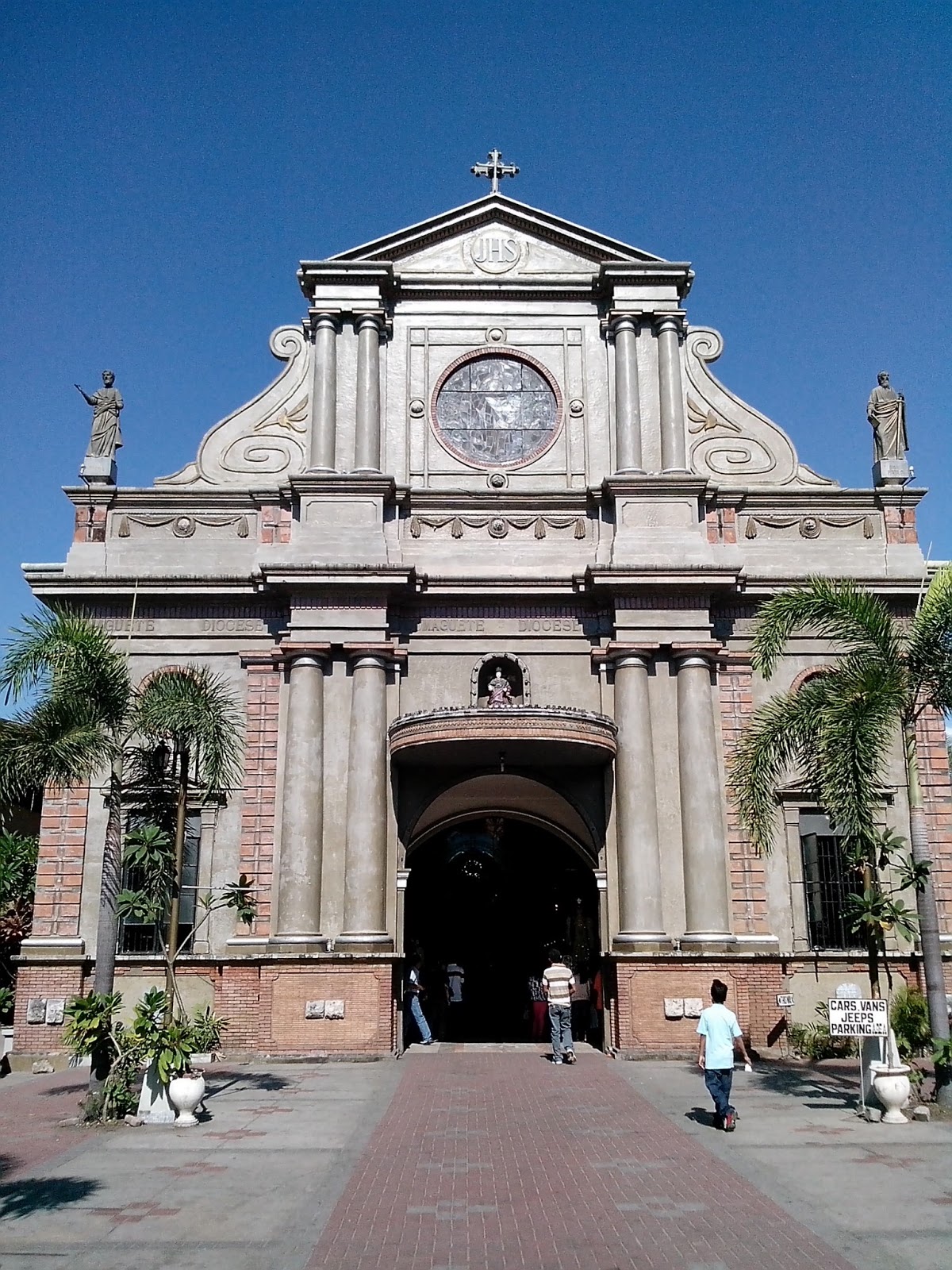 https://mdw-travel-data-us-east-1.s3.amazonaws.com/img/country/Philippines/Dumaguete-Cathedral/img_03.jpg
