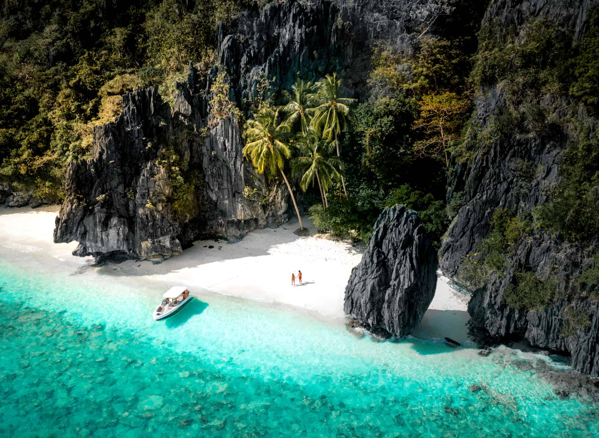 https://mdw-travel-data-us-east-1.s3.amazonaws.com/img/country/Philippines/El-Nido/img_03.jpg
