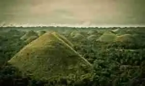 https://mdw-travel-data-us-east-1.s3.amazonaws.com/img/country/Philippines/Hill-394/img_03.jpg