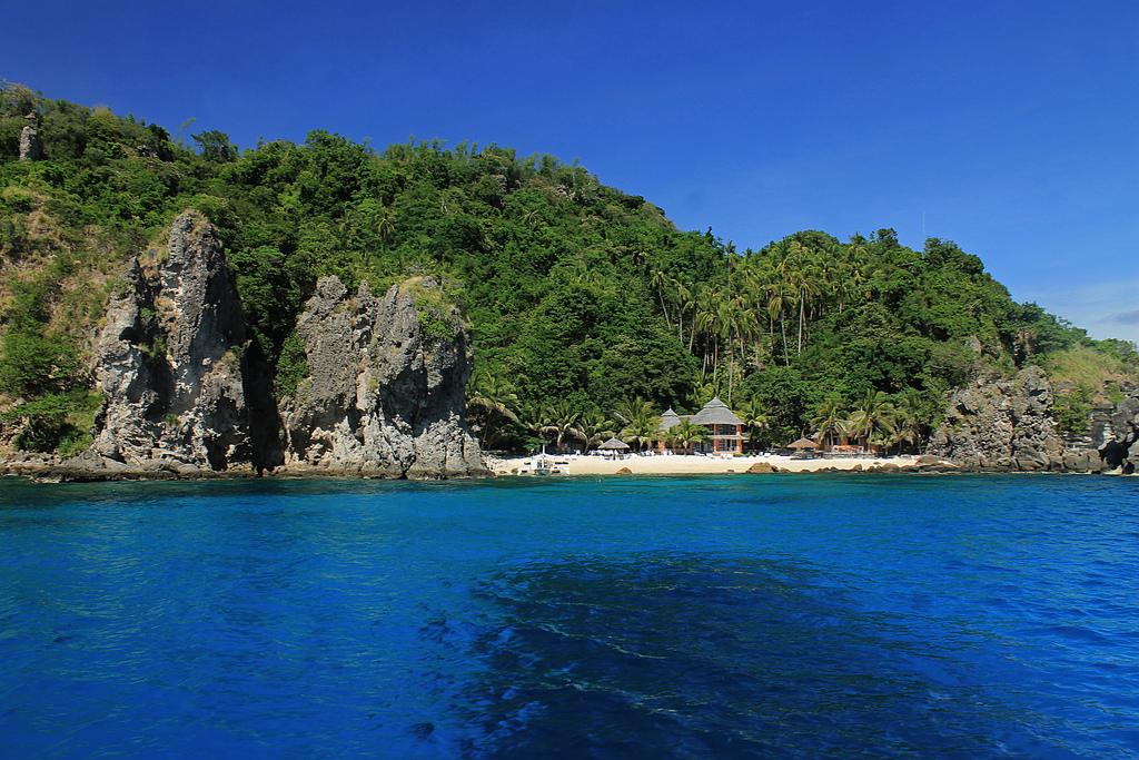 https://mdw-travel-data-us-east-1.s3.amazonaws.com/img/country/Philippines/Hiraya-Ahm-Saavedra-Marine-Sanctuary/img_01.jpg