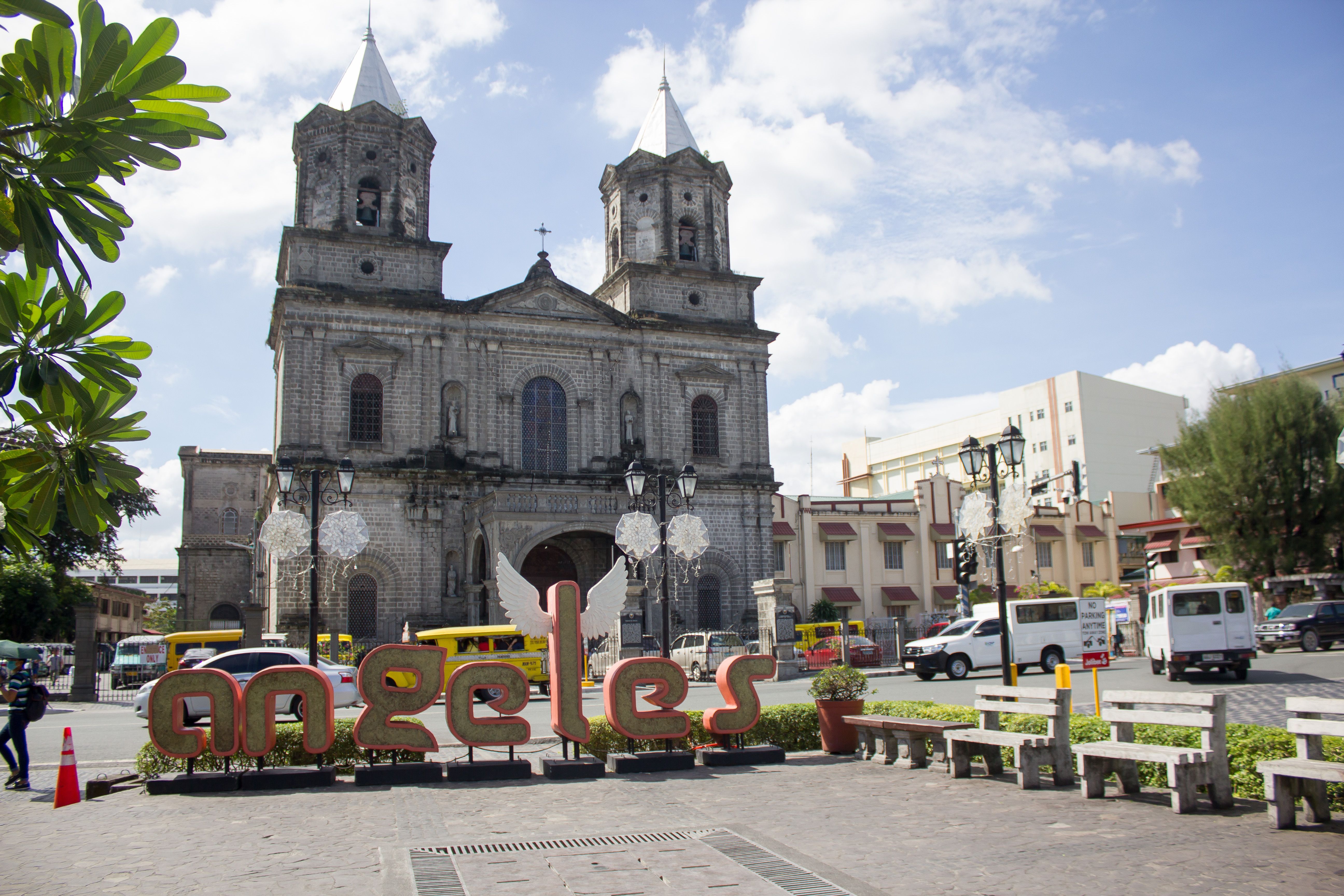 https://mdw-travel-data-us-east-1.s3.amazonaws.com/img/country/Philippines/Holy-Rosary-Parish-Church/img_02.jpg